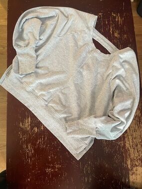 Light Gray Cutout Back Sweatshirt